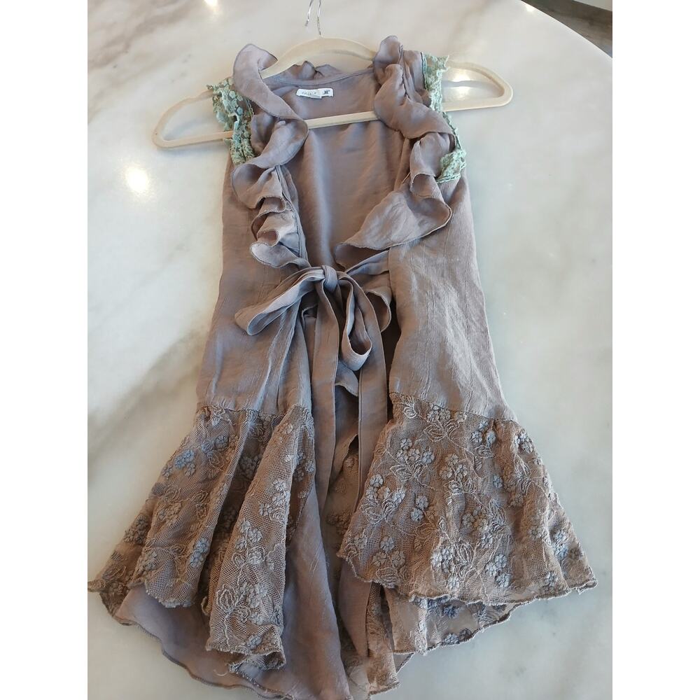Anthropolgie top size S made by Mine. Boho Stevie Nicks